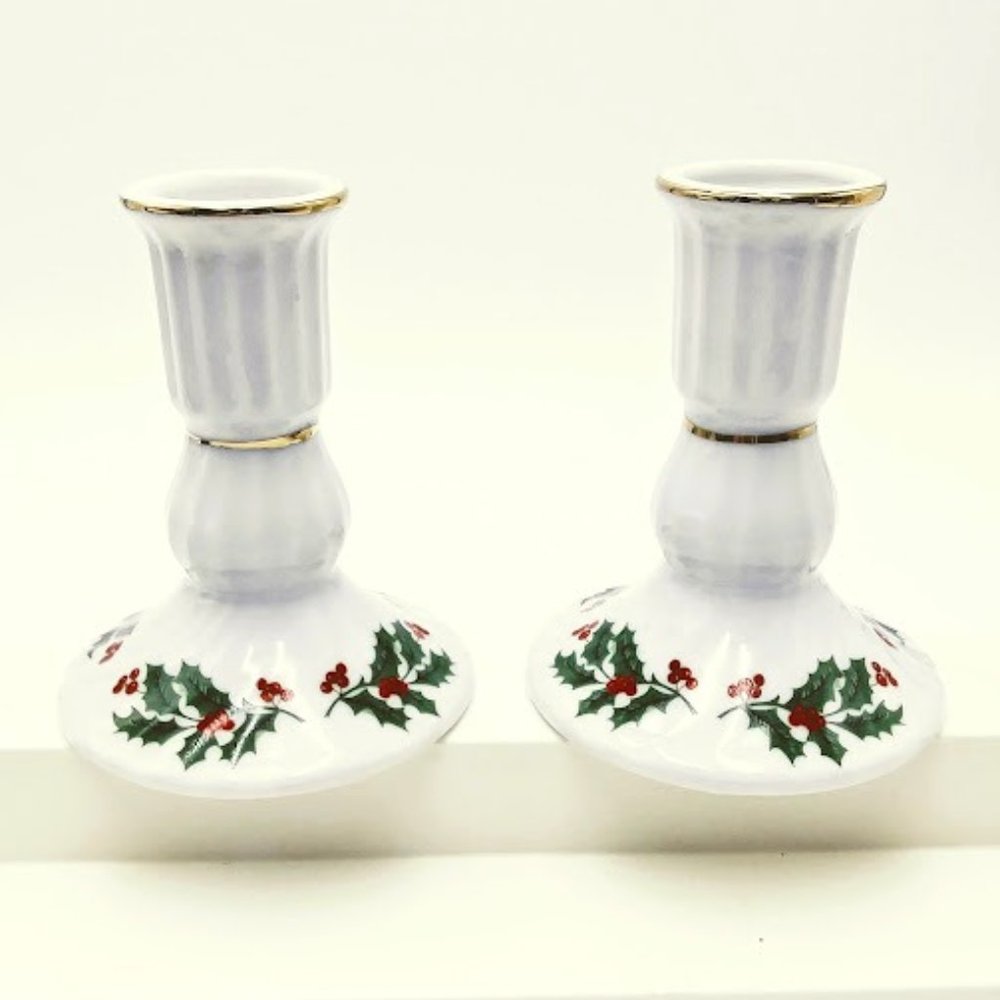 MERVYN'S* CHRISTMAS PORCELAIN CANDLESTICK HOLDER SET*ORIGINAL BOX